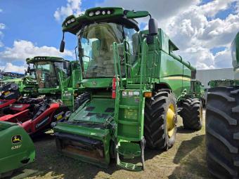 Комбайн John Deere S690 2017 р.в. (спарки)