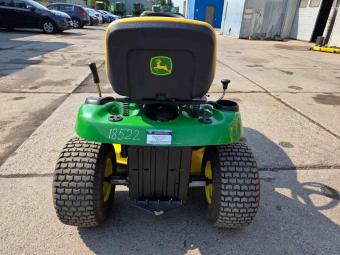 Газонокосарка John Deere D100 foto 5