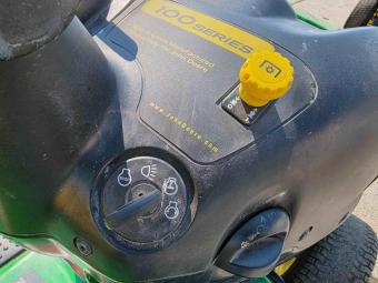 Газонокосилка John Deere 155C foto 8