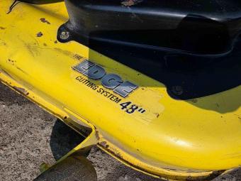 Газонокосилка John Deere 155C foto 11