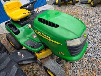 Газонокосарка John Deere L110 2004 р. foto 2