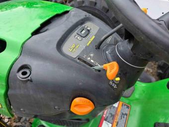 Газонокосарка John Deere L110 2004 р. foto 18