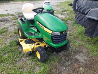 Газонокосилка John Deere x300