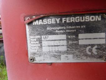 Комбайн MASSEY FERGUSON MF 38,1995 г.в с жаткой и транспортной тележкой. foto 2