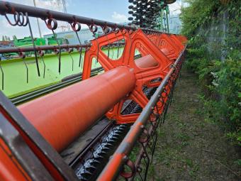 Жниварка CLAAS VARIO 900 2004р.в., під Lexion + обладнання для ріпаку foto 15