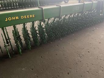 Ротацiйна борона  John Deere 400 6,6 м foto 3