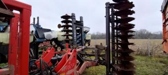 Глибокорозпушувач GREGOIRE BESSON Helios SP 5M 2016 р.в.