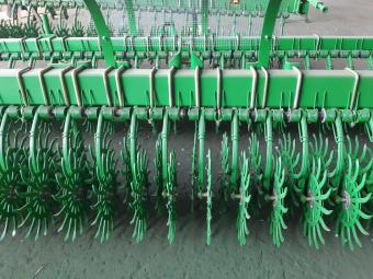 Ротацiйна борона  John Deer 400 6,6 м foto 4