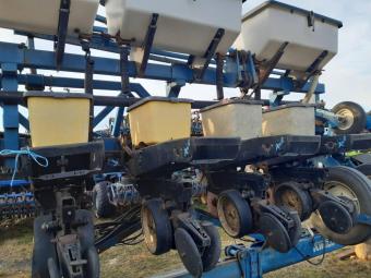 Сівалка для технічних культур Kinze 2600 foto 14