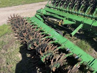 Ротацiйна борона John Deere 400 9,0 м foto 11