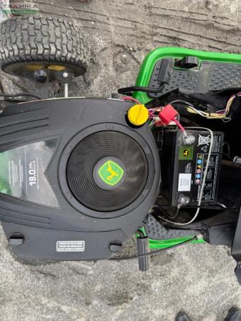 Газонокосарка John Deere D110 foto 11