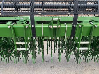 Ротацiйна борона John Deere 400 9,0 м foto 4
