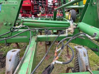 Культиватор John Deere 2210 13,6 м foto 7