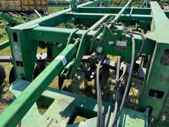 Дисковий глибокорозпушувач John Deere 2700 на 7 стійок foto 3