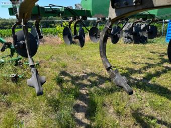 Дисковий глибокорозпушувач John Deere 2700 на 7 стійок foto 17