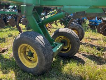 Дисковий глибокорозпушувач John Deere 2700  на 7 стійок foto 9