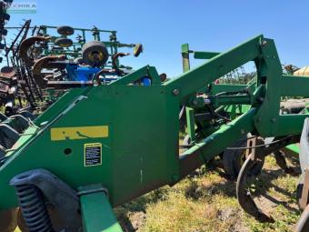 Дисковий глибокорозпушувач John Deere 2700  на 7 стійок foto 13