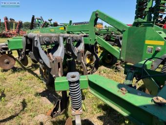 Дисковий глибокорозпушувач John Deere 2700  на 7 стійок foto 19