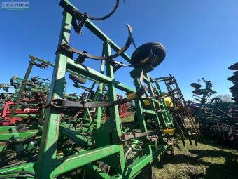 Культиватор JOHN DEERE 980  8м foto 11