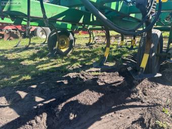 Культиватор JOHN DEERE 980  8м foto 9