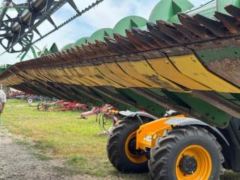 Жниварка John Deerе 635F Hydra-Flex 10,5 м 2008 р.в. foto 3