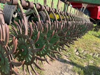 Ротаційна борона John Deere 400 - 6,1 м foto 6
