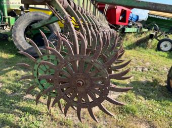 Ротаційна борона John Deere 400 - 6,1 м foto 5
