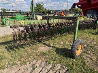 Ротаційна борона John Deere 400 - 6,1 м