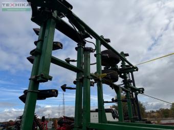 Культиватор John Deere 2210 10,7 м foto 7