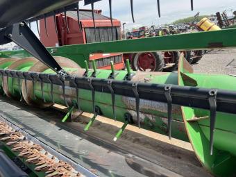 Жниварка John Deere 630F HydraFlex 9,1 м 2010 р.в. foto 3