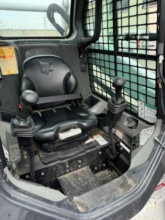Навантажувач Bobcat S530, 2015 р.в.(Сніговідвал + 4000$) foto 6