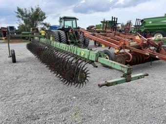 Ротаційна борона John Deere 400 - 6,1 м foto 2