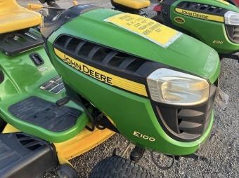Газонокосарка John Deere E100 2020 р.в foto 2