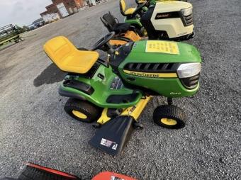 Газонокосарка John Deere D140 2015 р.в. foto 2