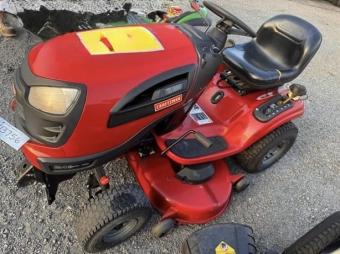 Газонокосарка Craftsman YT 4000