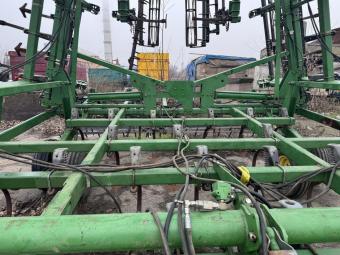 Культиватор John Deere 2210 13,5 м foto 11