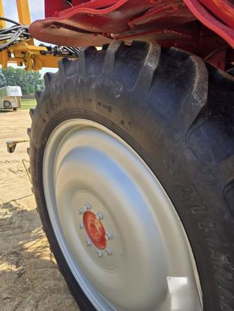 Самохідний обприскувач / дефоліатор Miller Nitro 200 з TS1 Tassel Stalker 1999 р.в. foto 10