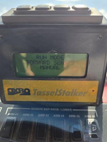 Самохідний обприскувач / дефоліатор Miller Nitro 200 з TS1 Tassel Stalker 1999 р.в. foto 5