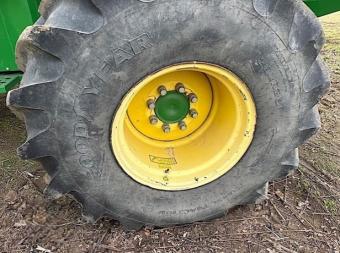 Комбайн John Deere S680 2013 р foto 9