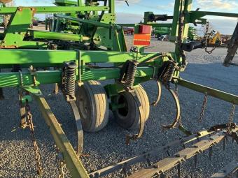 Культиватор John Deere 2200 ширина 15,2 м foto 8