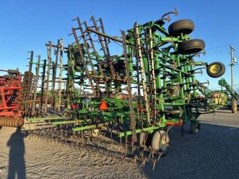 Культиватор John Deere 2200 ширина 15,2 м foto 2