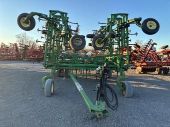 Культиватор John Deere 2200 ширина 15,2 м foto 3