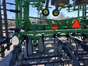 Культиватор John Deere 2210-16,2м foto 15