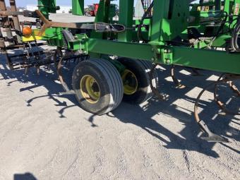 Культиватор John Deere 2210-16,2м foto 16