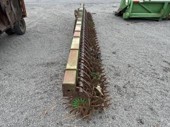 Ротаційна борона John Deere 400 - 6,1 метра foto 3