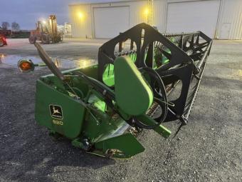 Жниварка John Deere 920 - 6,1м 1993 р.в. foto 4