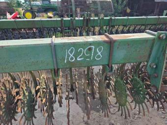 Ротацiйна борона John Deere 400 9,1 м. foto 2
