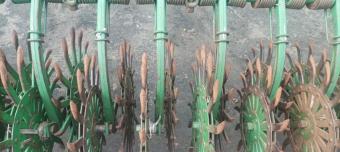 Ротацiйна борона John Deere 400 9,8 м foto 5