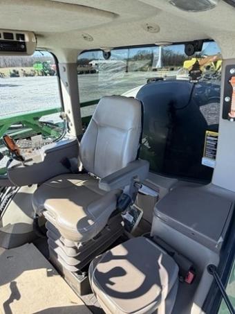 Обприскувач John Deere R4038 2017 року foto 22