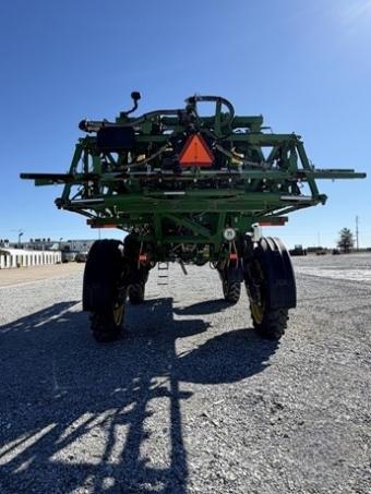 Обприскувач John Deere R4038 2017 року foto 9